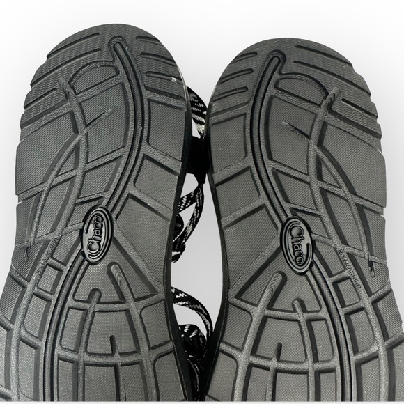 NWT Chaco ZCLOUD X2 black white sandals comfort strappy crisscross toe loop sz 9 - Picture 12 of 13